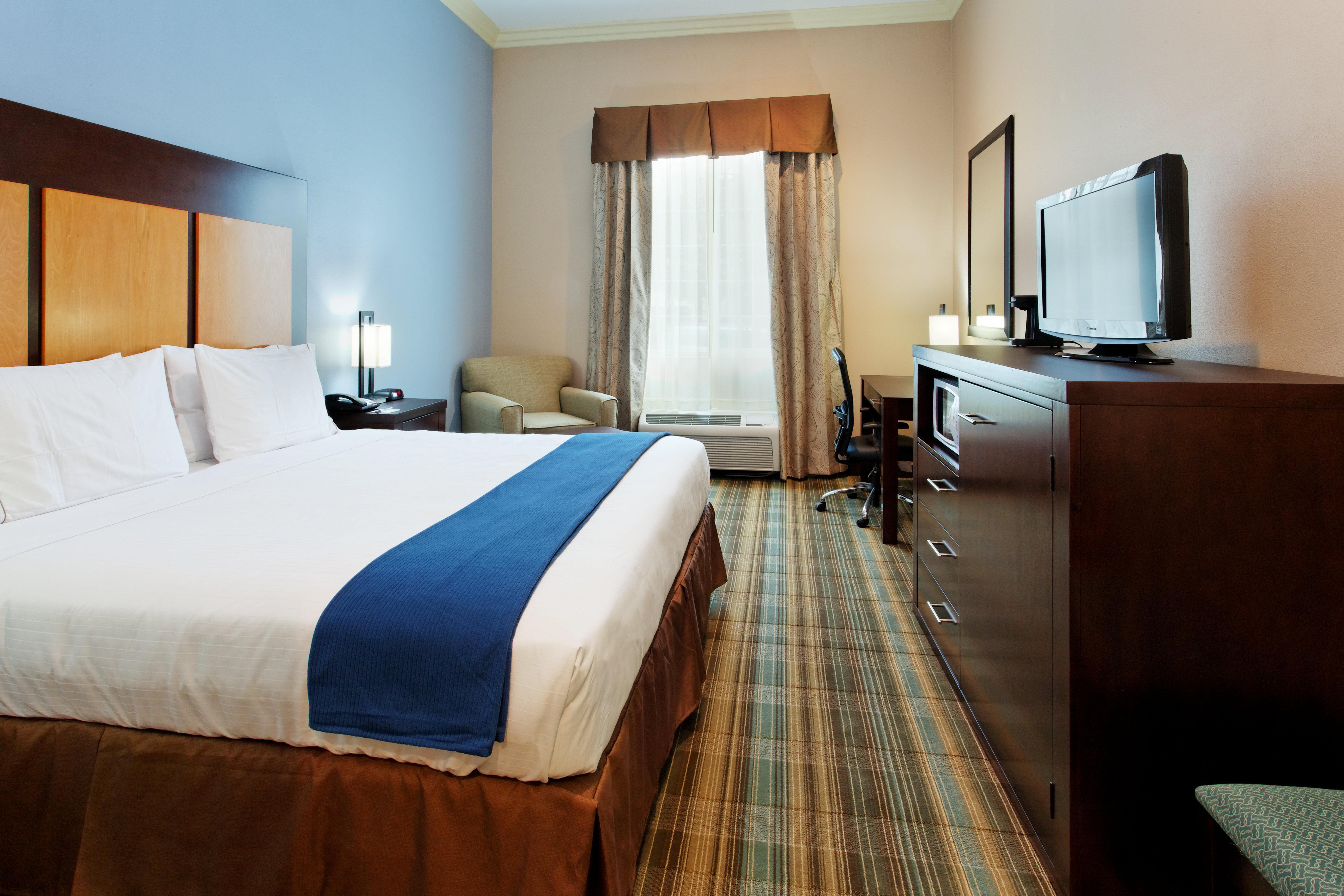 Holiday Inn Express Benicia By Ihg Room photo
