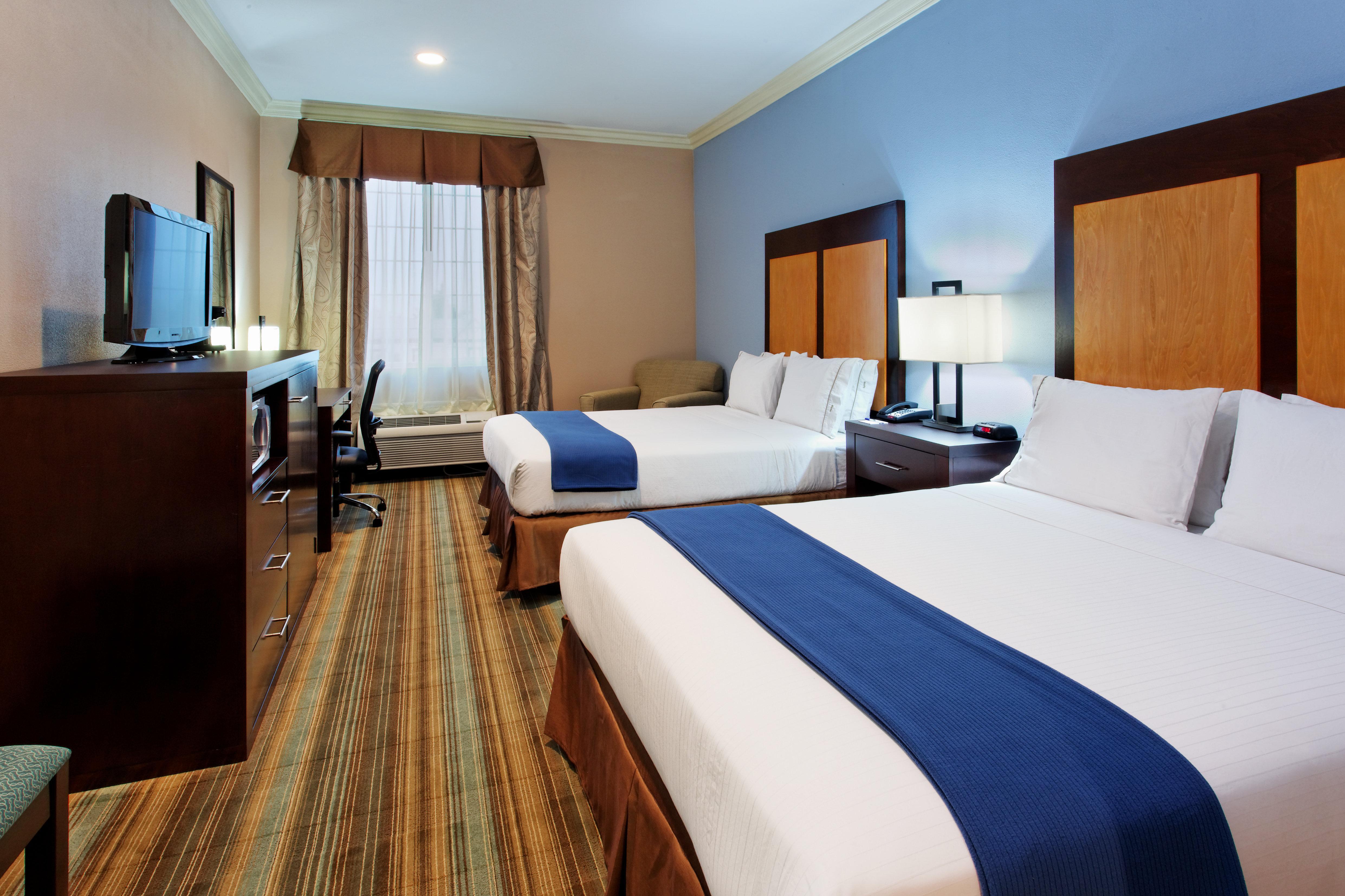 Holiday Inn Express Benicia By Ihg Exterior photo